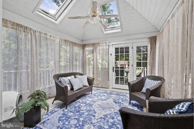 500 DEERFIELD LN, Doylestown, PA 18901