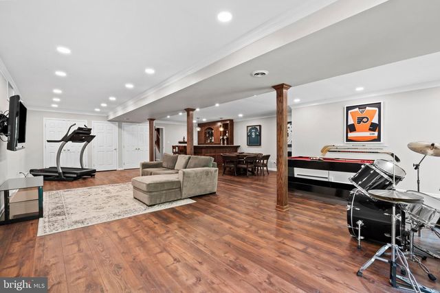 500 DEERFIELD LN, Doylestown, PA 18901