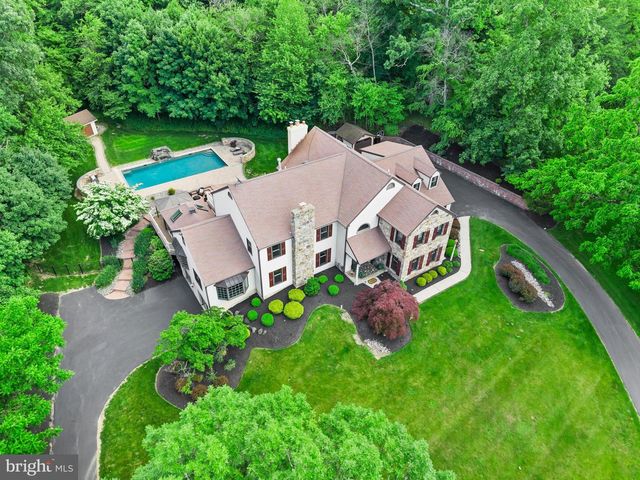 500 DEERFIELD LN, Doylestown, PA 18901