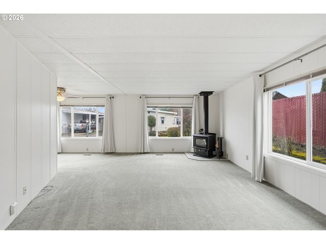 11155 Sw ROYAL VILLA Dr, Portland, OR 97224