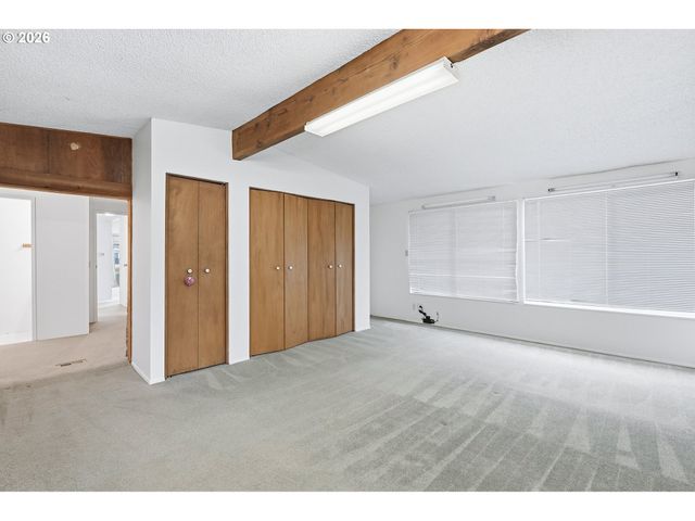 11155 Sw ROYAL VILLA Dr, Portland, OR 97224