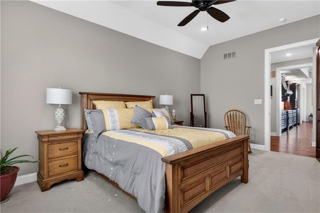 19425 Brenner Street, Stilwell, KS 66085