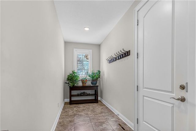 19425 Brenner Street, Stilwell, KS 66085