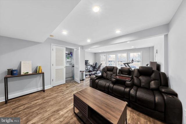 23 SHOEMAKER DR, Swedesboro, NJ 08085