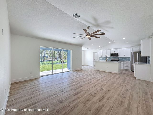 8988 Waterbird Way, Weeki Wachee, FL 34613