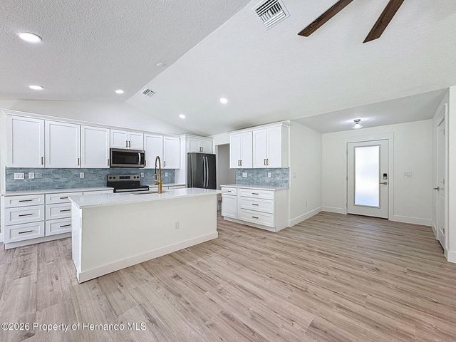 8988 Waterbird Way, Weeki Wachee, FL 34613