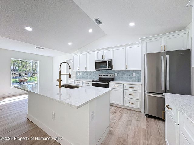 8988 Waterbird Way, Weeki Wachee, FL 34613