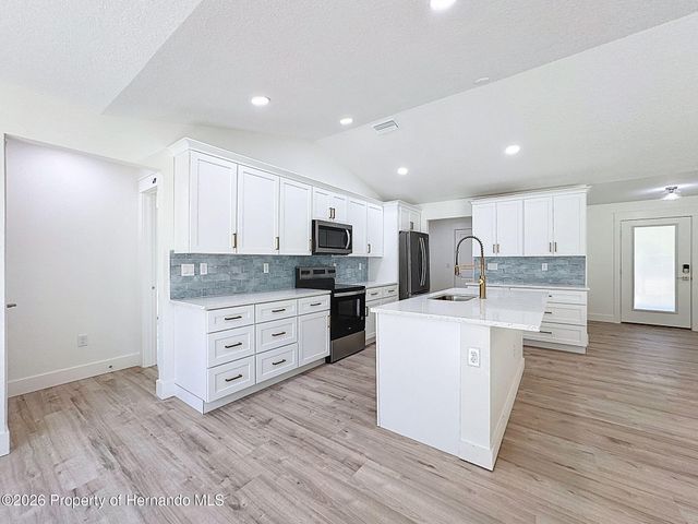 8988 Waterbird Way, Weeki Wachee, FL 34613