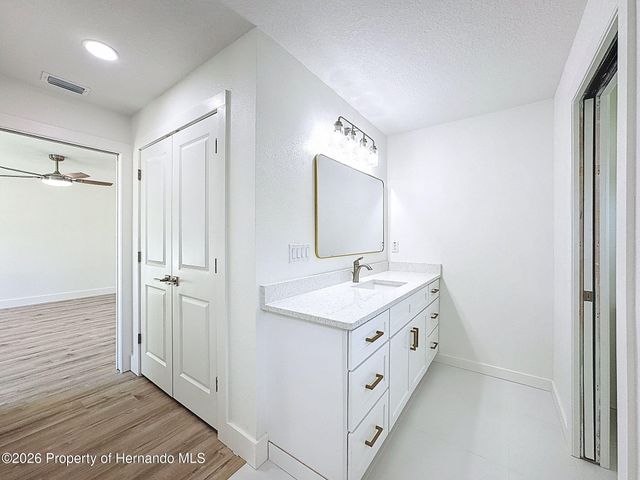 8988 Waterbird Way, Weeki Wachee, FL 34613
