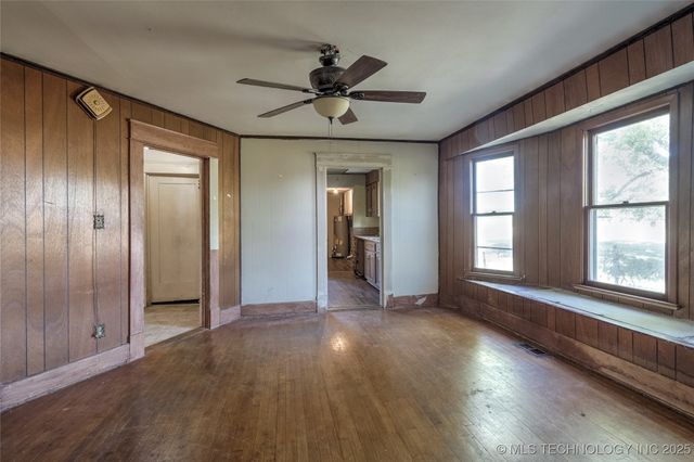 1824 N Morton Avenue, Okmulgee, OK 74447