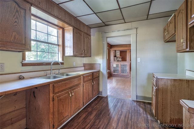 1824 N Morton Avenue, Okmulgee, OK 74447
