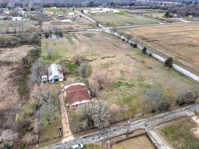 1824 N Morton Avenue, Okmulgee, OK 74447