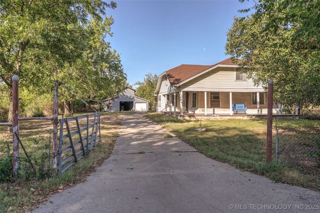 1824 N Morton Avenue, Okmulgee, OK 74447