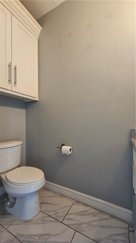 14810 Dasmarinas Dr, Corpus Christi, TX 78418