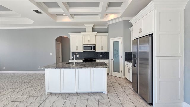 14810 Dasmarinas Dr, Corpus Christi, TX 78418