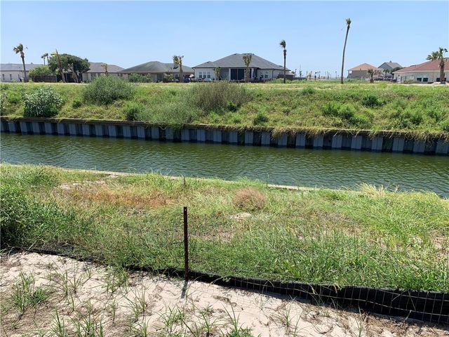 14810 Dasmarinas Dr, Corpus Christi, TX 78418