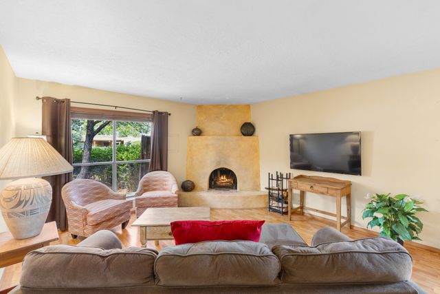 2838 Paseo De Los Pueblos 23, Santa Fe, NM 87507