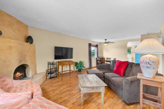 2838 Paseo De Los Pueblos 23, Santa Fe, NM 87507