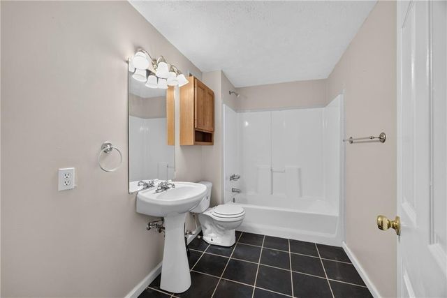 1829 Gray Gables Way, Buford, GA 30519
