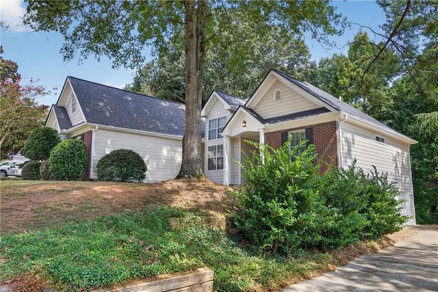1829 Gray Gables Way, Buford, GA 30519