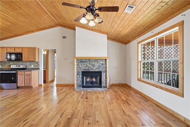 99 Duncan Bridge Trail, Cleveland, GA 30528