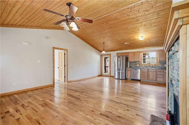 99 Duncan Bridge Trail, Cleveland, GA 30528