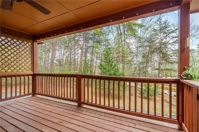 99 Duncan Bridge Trail, Cleveland, GA 30528