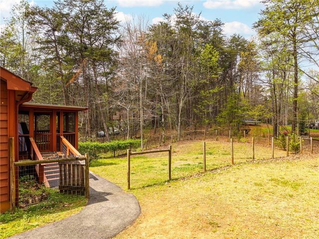 99 Duncan Bridge Trail, Cleveland, GA 30528