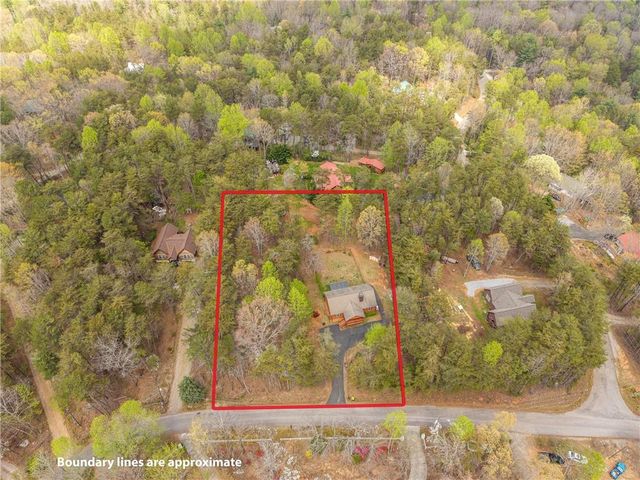99 Duncan Bridge Trail, Cleveland, GA 30528