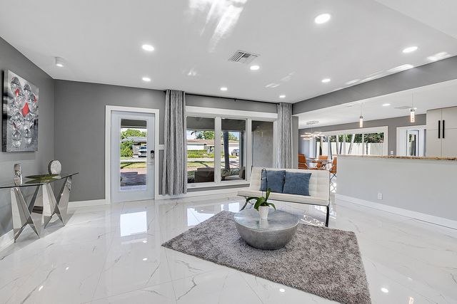 1900 NE 16th Terrace, Fort Lauderdale, FL 33305