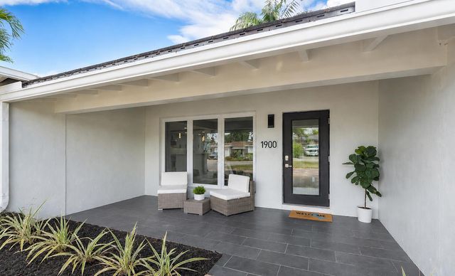 1900 NE 16th Terrace, Fort Lauderdale, FL 33305