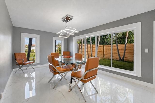 1900 NE 16th Terrace, Fort Lauderdale, FL 33305