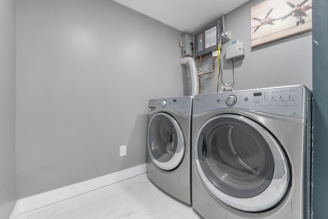 1900 NE 16th Terrace, Fort Lauderdale, FL 33305