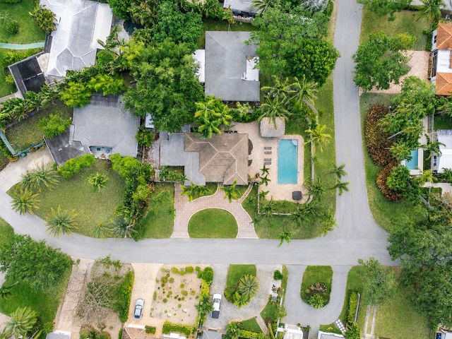 1900 NE 16th Terrace, Fort Lauderdale, FL 33305