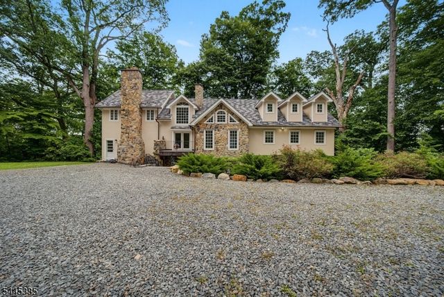 2 Thompson Rd, Parsippany-troy Hills Twp., NJ 07005