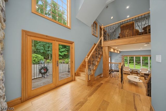 2 Thompson Rd, Parsippany-troy Hills Twp., NJ 07005