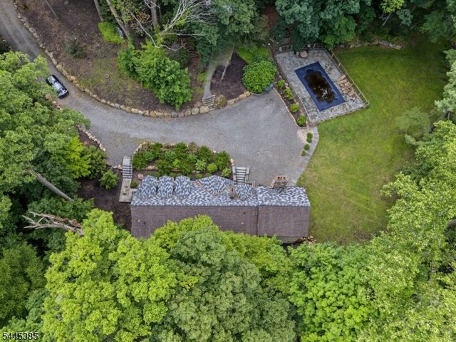 2 Thompson Rd, Parsippany-troy Hills Twp., NJ 07005