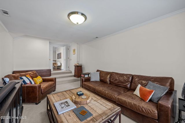 301 Wexford Place, Trent Woods, NC 28562