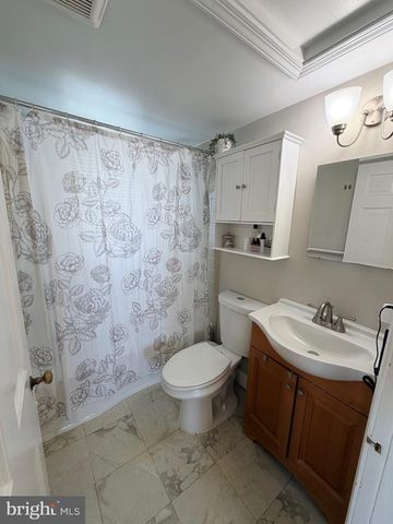 2916 MEADOW LN, Falls Church, VA 22042