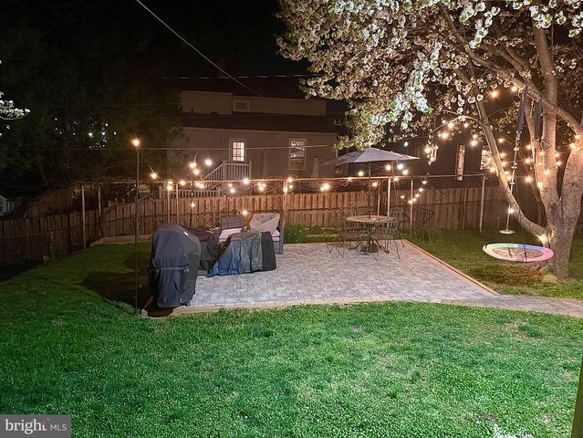 2916 MEADOW LN, Falls Church, VA 22042