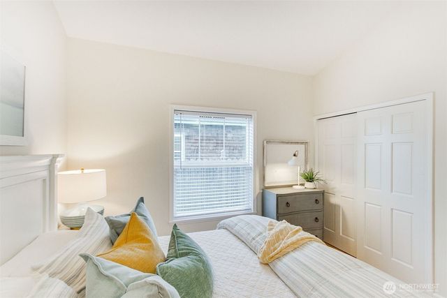 41 Central Avenue, Pacific Beach, WA 98571