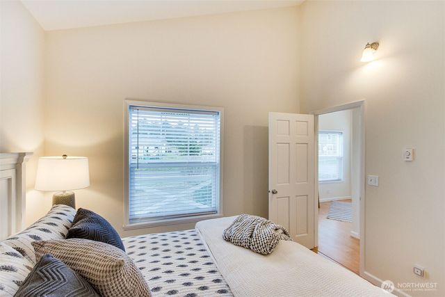 41 Central Avenue, Pacific Beach, WA 98571