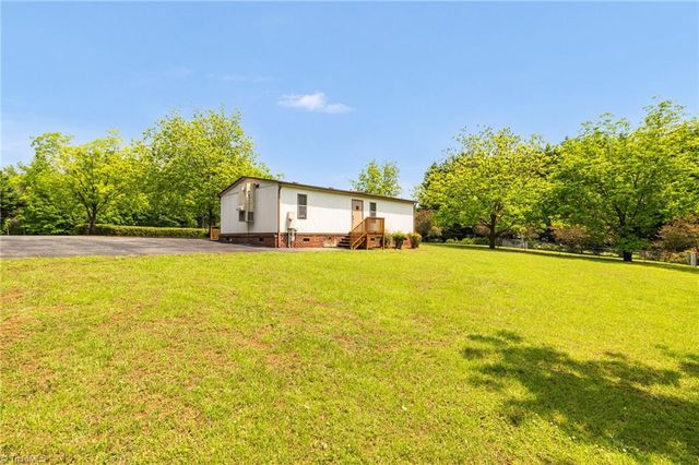 2571 Gibbs Road, Reidsville, NC 27320
