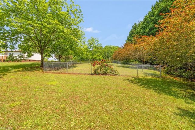 2571 Gibbs Road, Reidsville, NC 27320