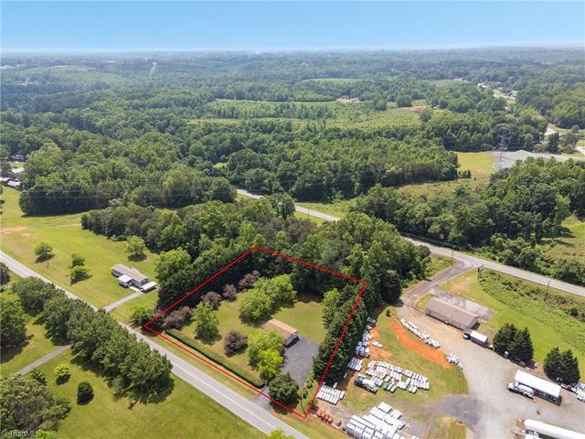 2571 Gibbs Road, Reidsville, NC 27320