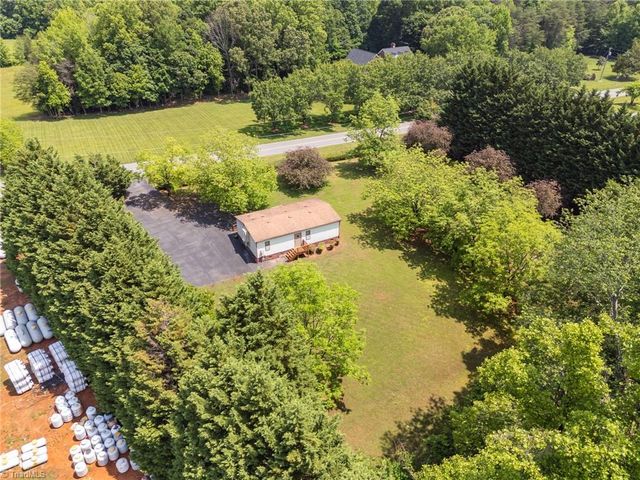 2571 Gibbs Road, Reidsville, NC 27320