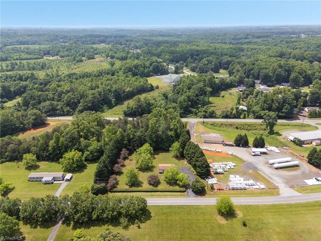 2571 Gibbs Road, Reidsville, NC 27320
