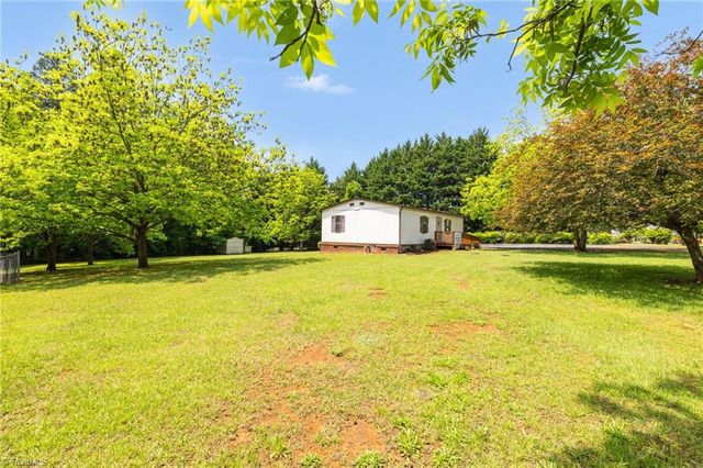 2571 Gibbs Road, Reidsville, NC 27320