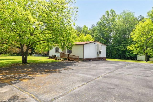 2571 Gibbs Road, Reidsville, NC 27320