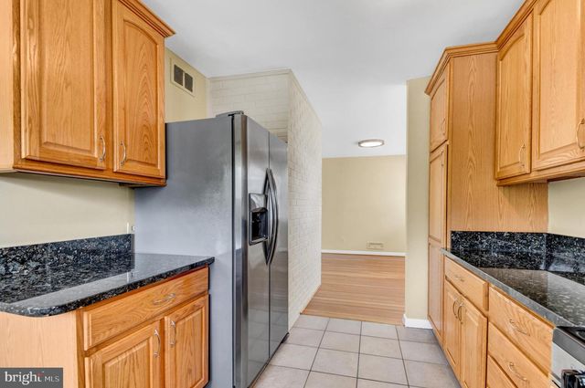 10228 FARNHAM DR, Bethesda, MD 20814